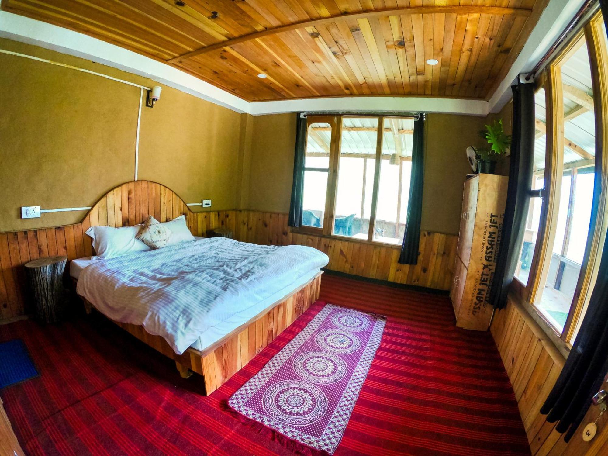 Tirthan Ecostay Gushaini Экстерьер фото